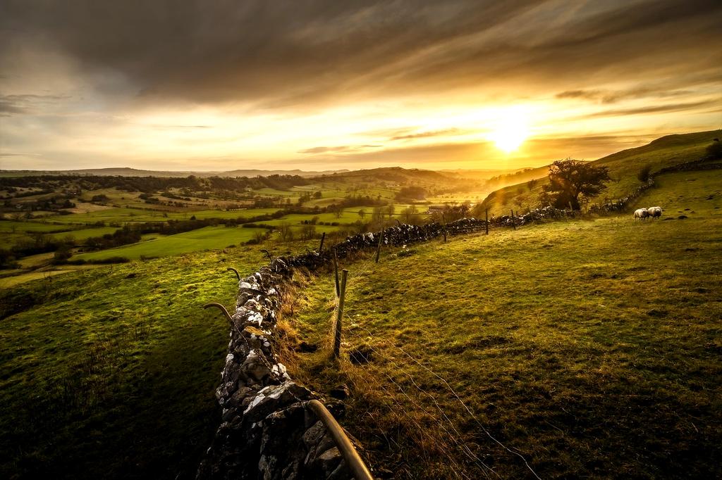 Scenic view of the Peak District landscape with rolling hills